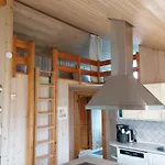 Cozy Summer House By The And Forest Vakantiehuis