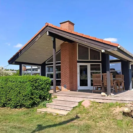 Cozy Summer House By The And Forest Сasa de vacaciones