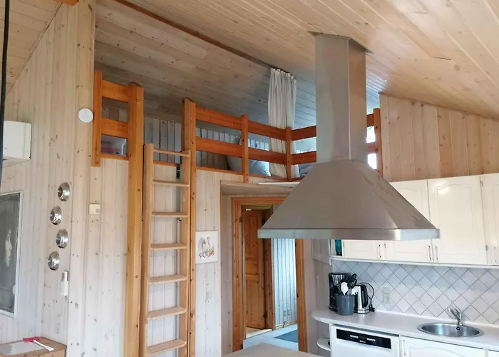 Cozy Summer House By The And Forest 펜션